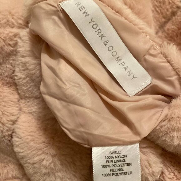 NWOT!  NEW YORK & COMPANY Reversible Vest in Light Pink - Size XL - Picture 4 of 5